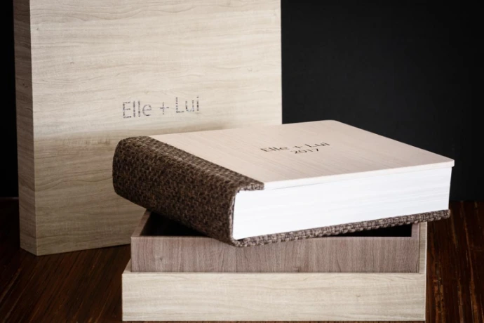 Livre Malmoth en bois